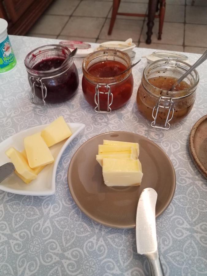 Chateau Besson Desertines  외부 사진